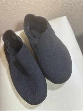 Zhensi Dance shoes. Size 38. US size 7.5-8